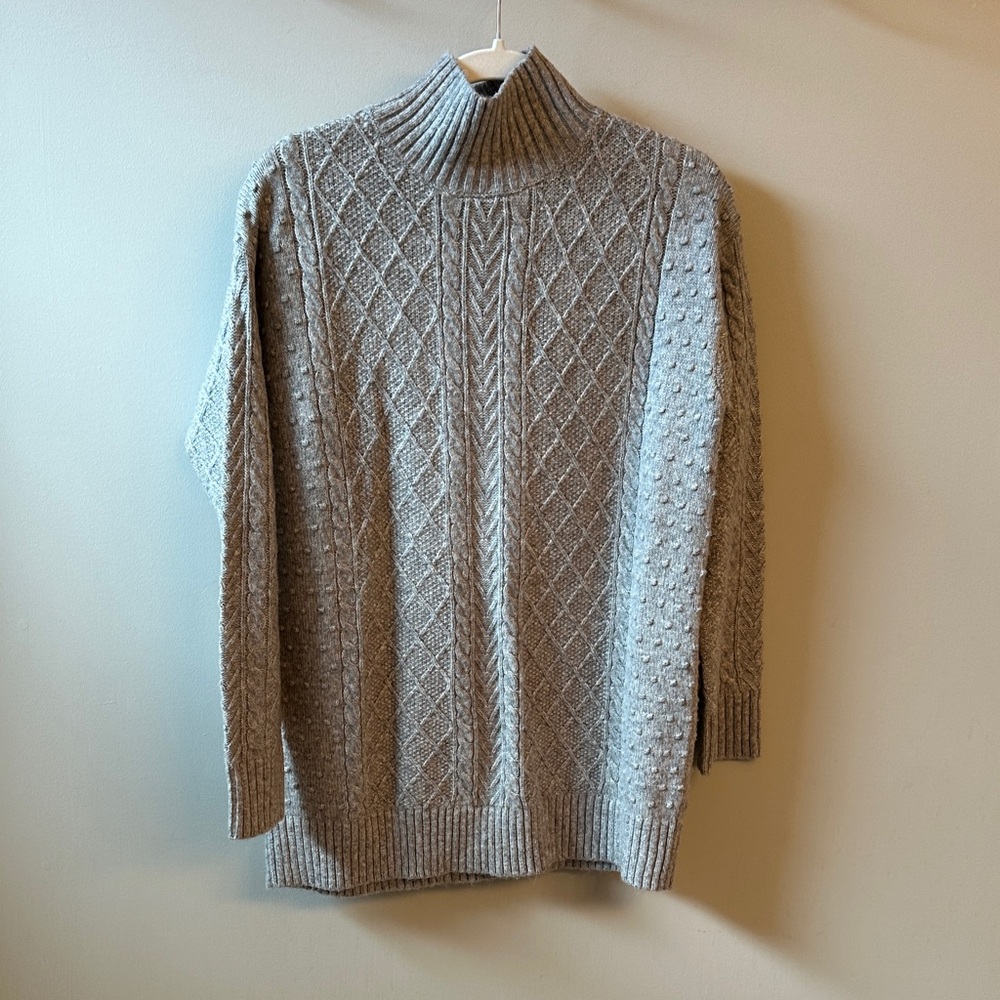 Ann Taylor Light Gray Textured Tunic Turtleneck Sweater